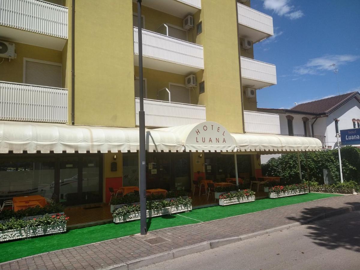 Luana Hotel