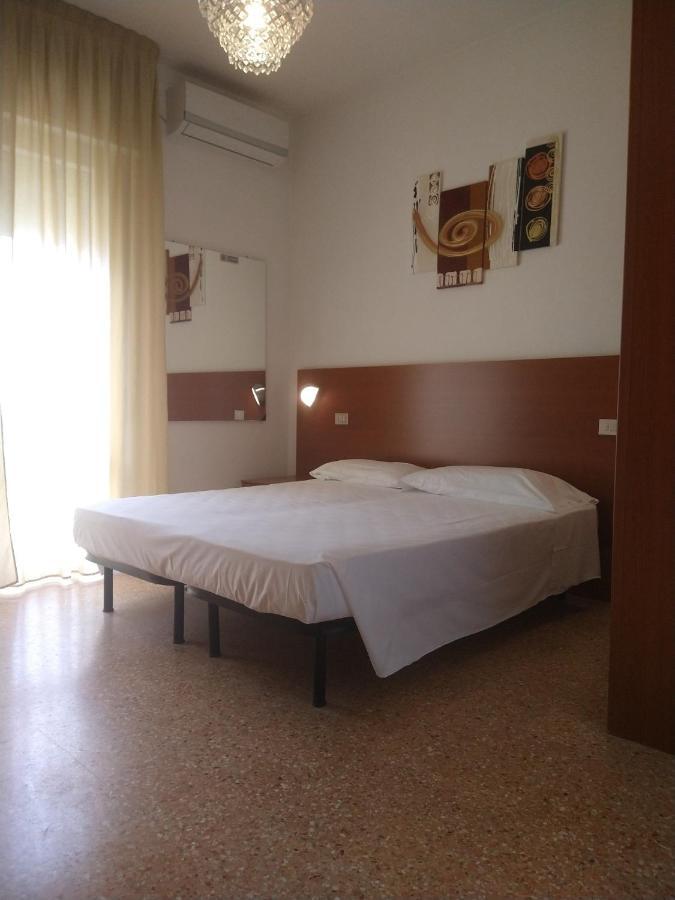 Luana Hotel *